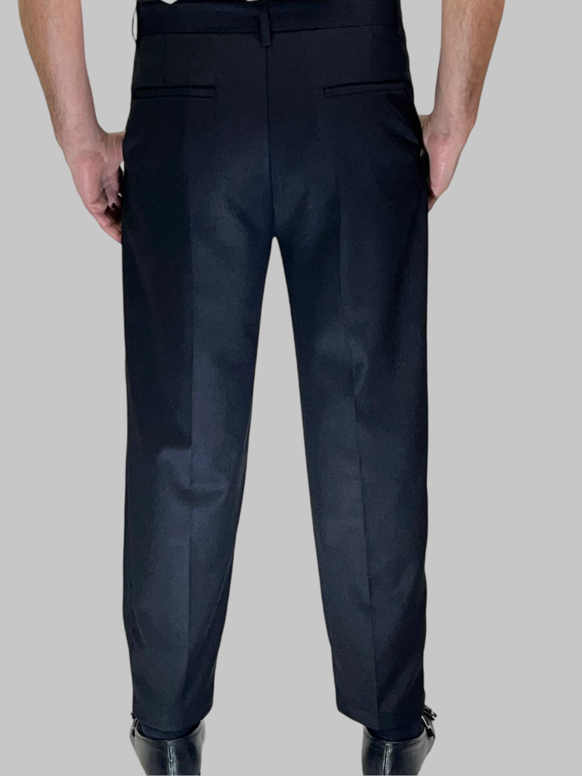 PANTALONE CON CINTURA IN VITA NERO