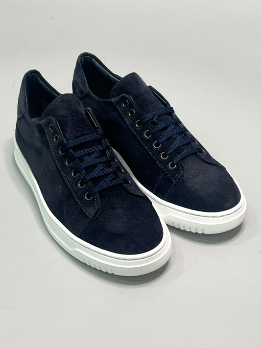 SNEAKERS MUST IN CAMOSCIO BLU